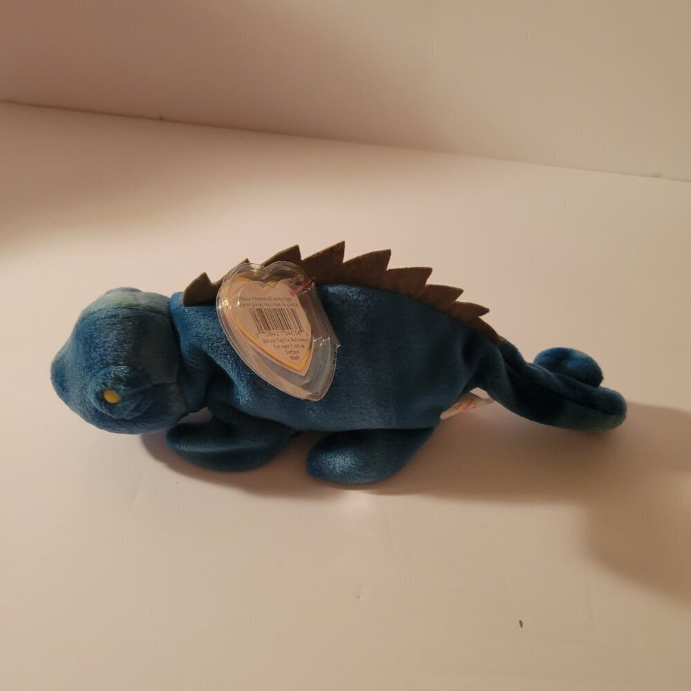 "Iggy" the Iguana is a retired Ty Beanie Baby introduced on June 15, 1998, and r